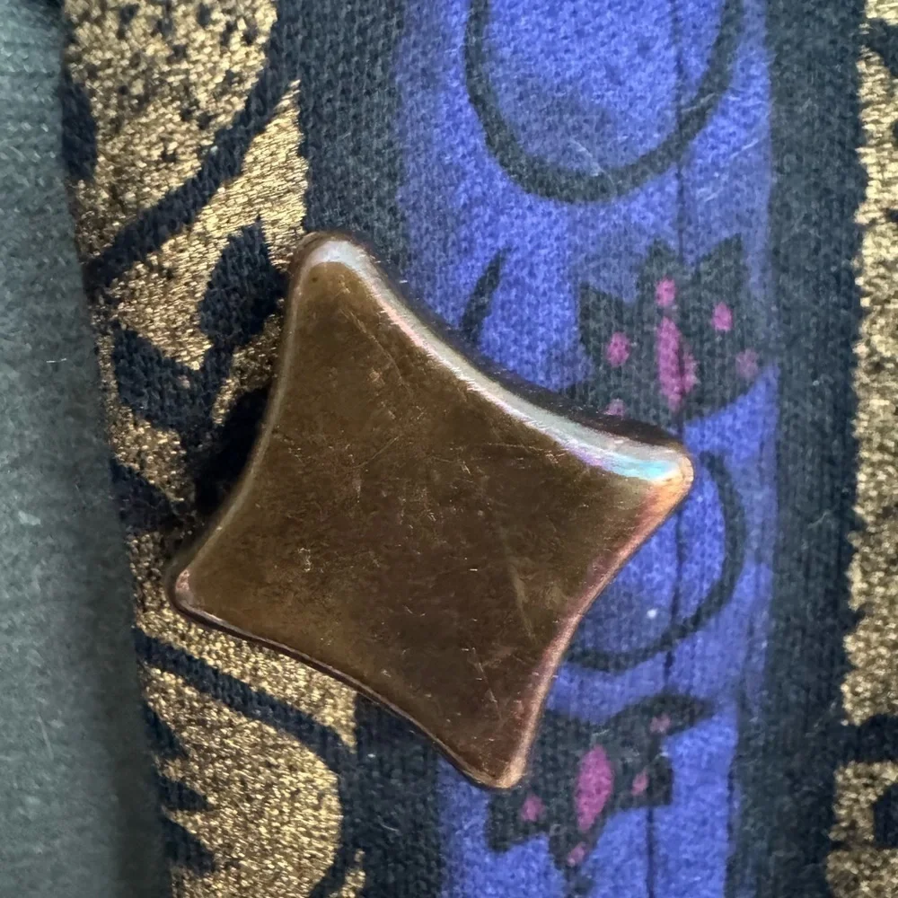 Vintage 80s Blazer, blue and purple with Gold Embellishments - Picture 4 of 11